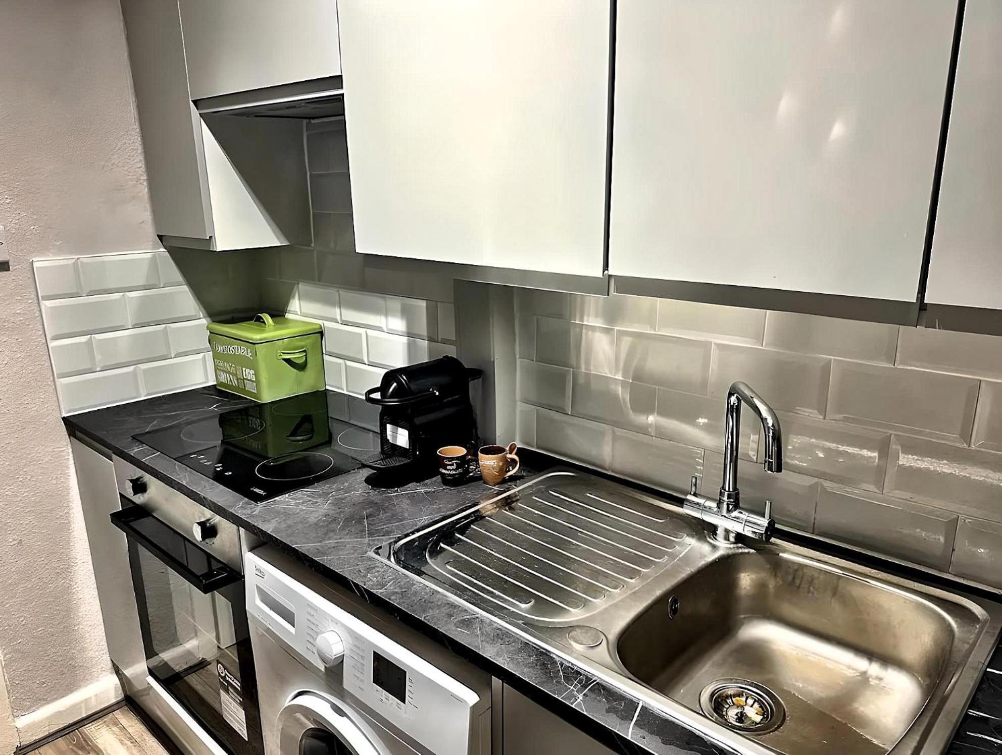 Brixton Hill Retreat Modern And Cosy Apartman London Kültér fotó
